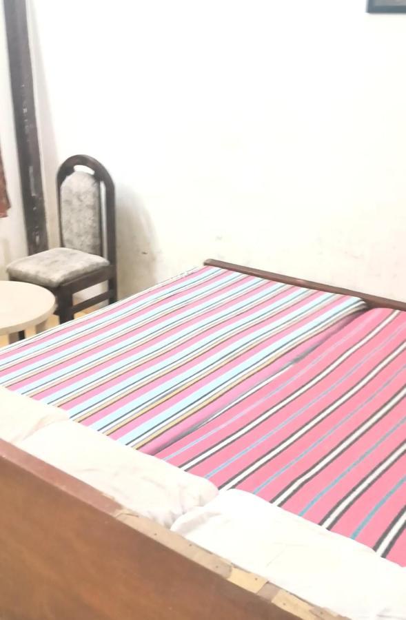 Gandhi Ganaga Guest House 바라나시 외부 사진
