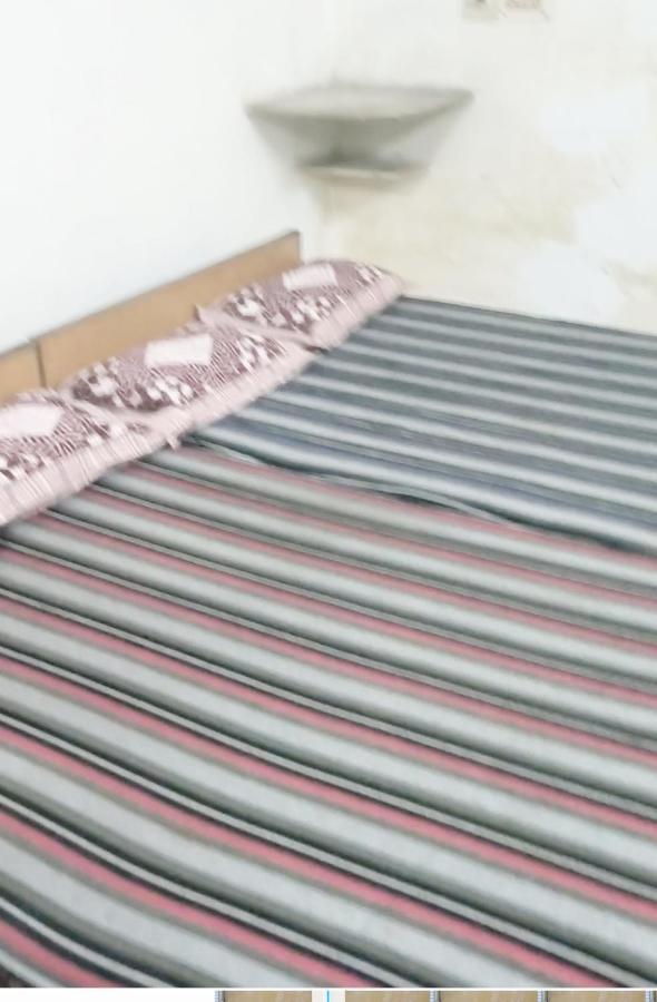 Gandhi Ganaga Guest House 바라나시 외부 사진