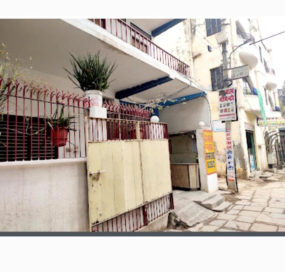 Gandhi Ganaga Guest House 바라나시 외부 사진