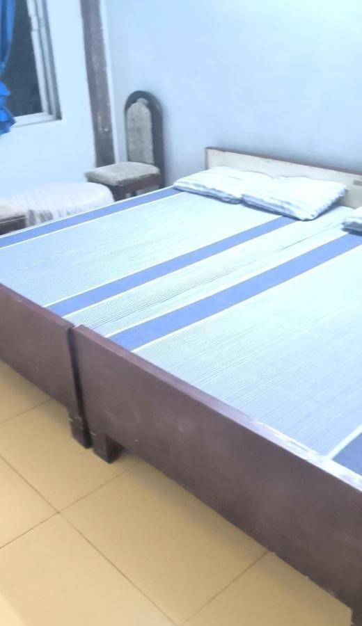 Gandhi Ganaga Guest House 바라나시 외부 사진