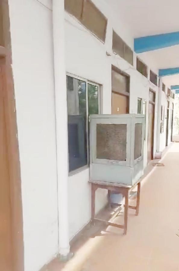 Gandhi Ganaga Guest House 바라나시 외부 사진